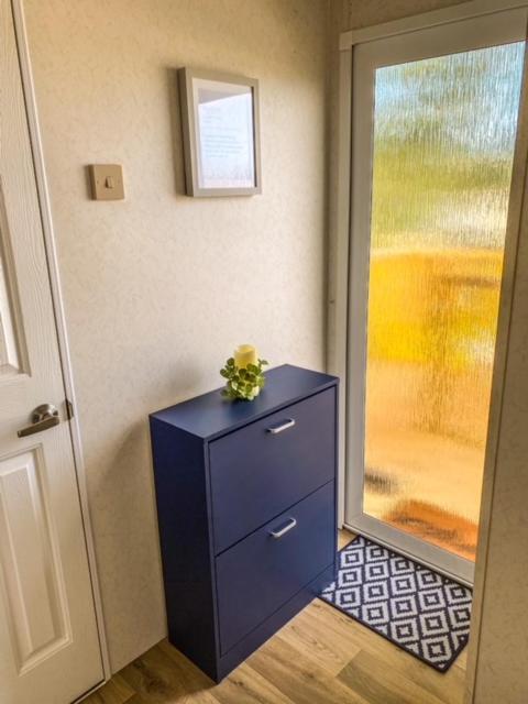 The Hygge Retreat At 7 Lakes Country Park, Lincolnshire Villa Crowle  Esterno foto