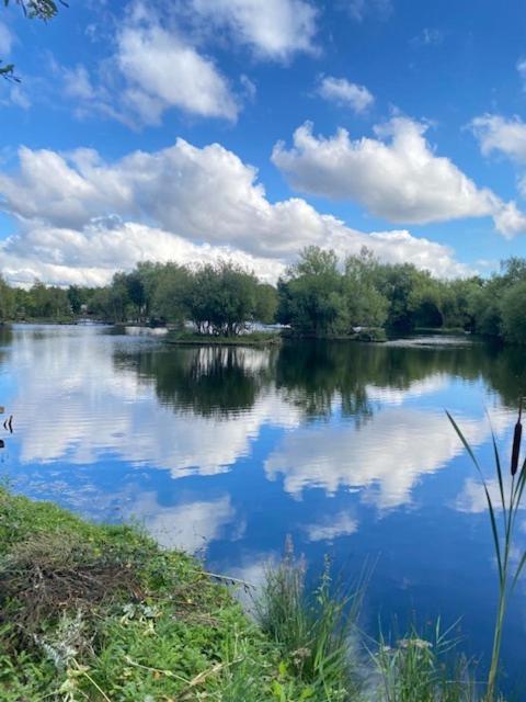 The Hygge Retreat At 7 Lakes Country Park, Lincolnshire Villa Crowle  Esterno foto