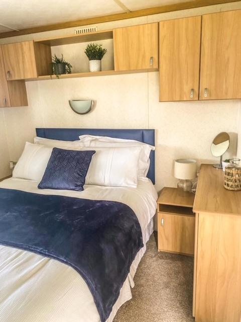 The Hygge Retreat At 7 Lakes Country Park, Lincolnshire Villa Crowle  Esterno foto